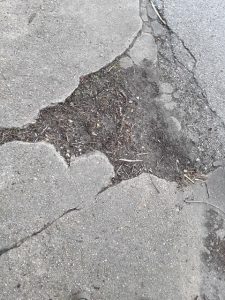 more sidewalk cracks
